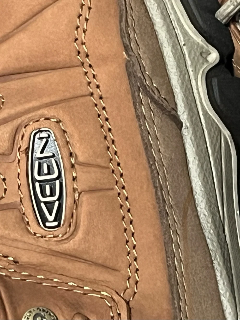 Keen Women's Brown and Magenta Trail Shoe